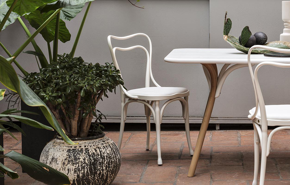 Archthonet3_byFront_medium