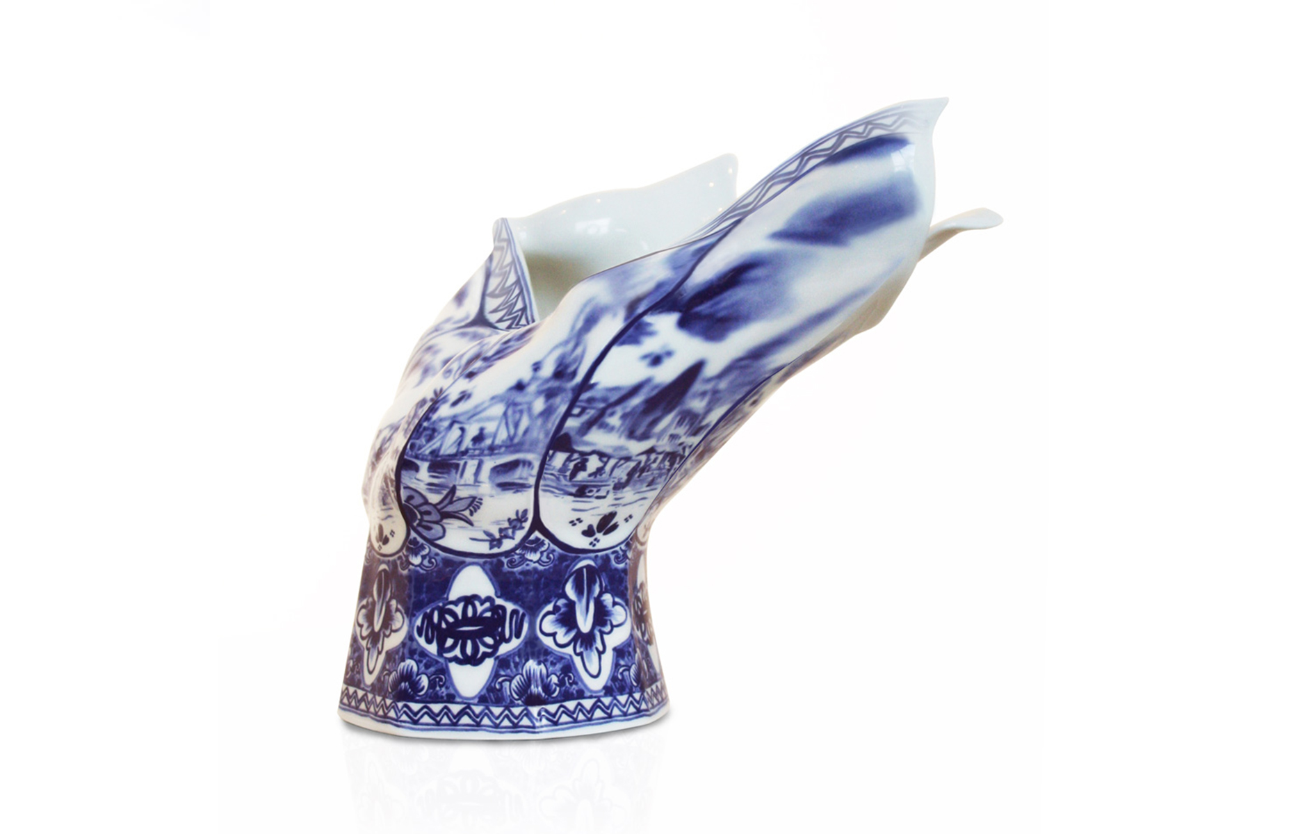 BlowAwayVase_byFront_projectimage_1880