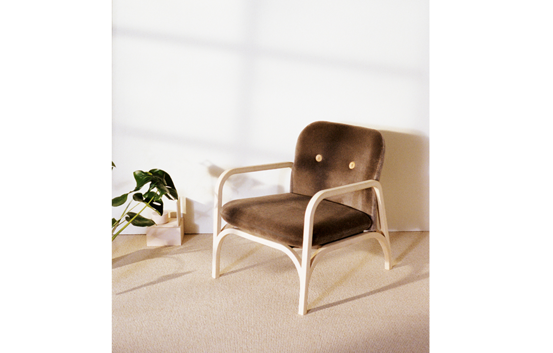 Buttonchair_FrontforSwedese_Projectimage_5_1880