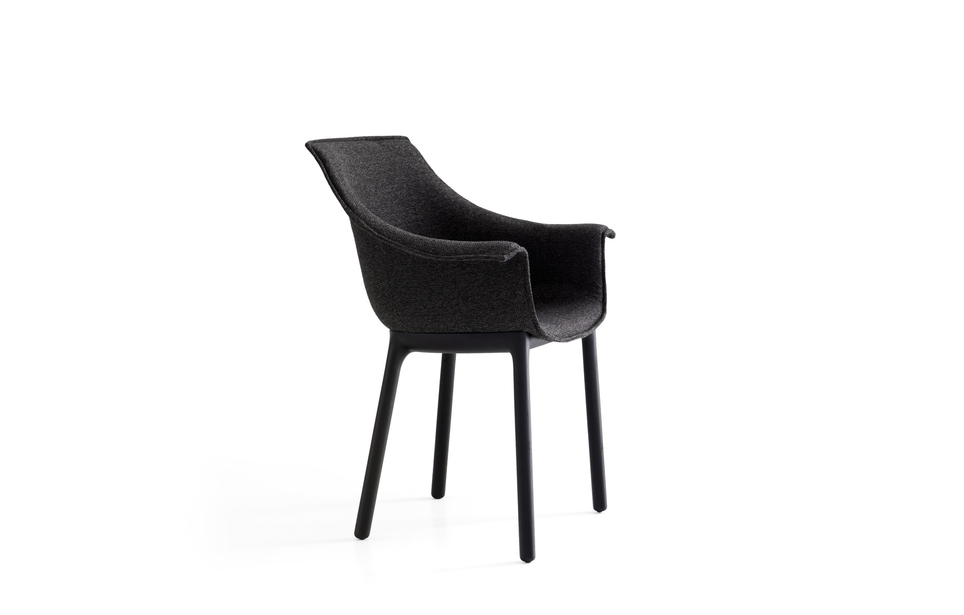 DrapedChair_FronForPorro_1880 (1)