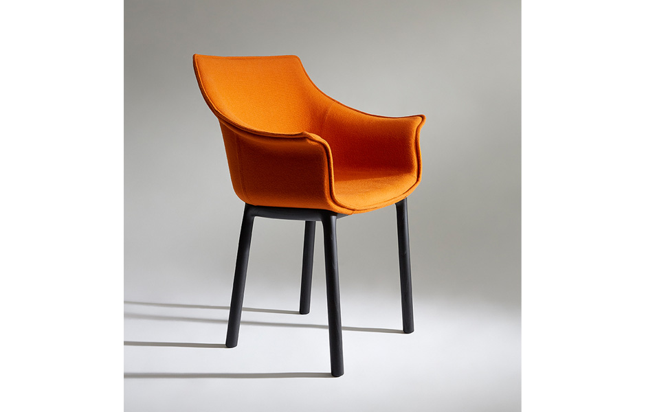 DrapedChair_FronForPorro_940 (5)