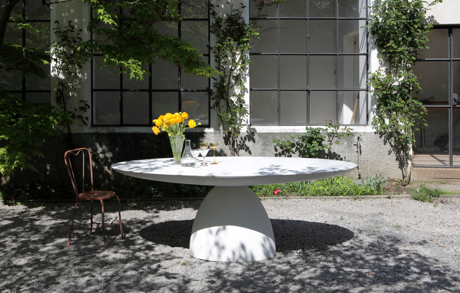 EllipseTable_FrontForPorro5_1880