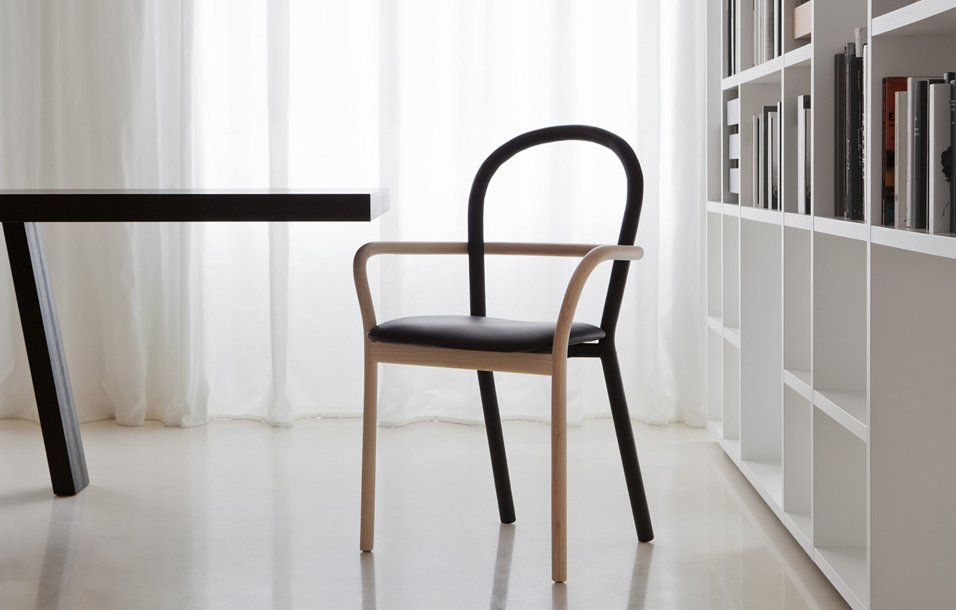 GentleChair_byFront_projectimage_1880_2