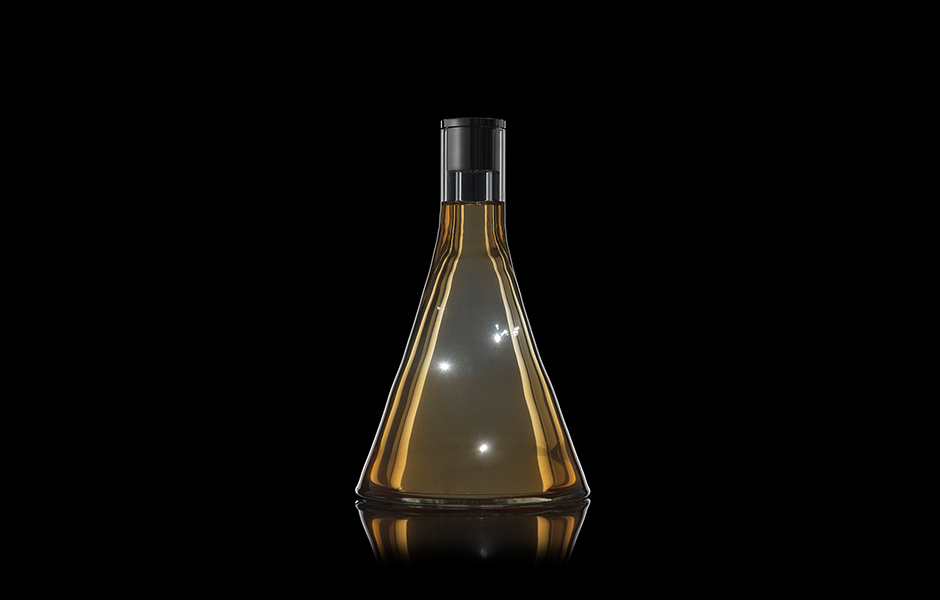 Guyla_byFront_projectdefaultimage_940