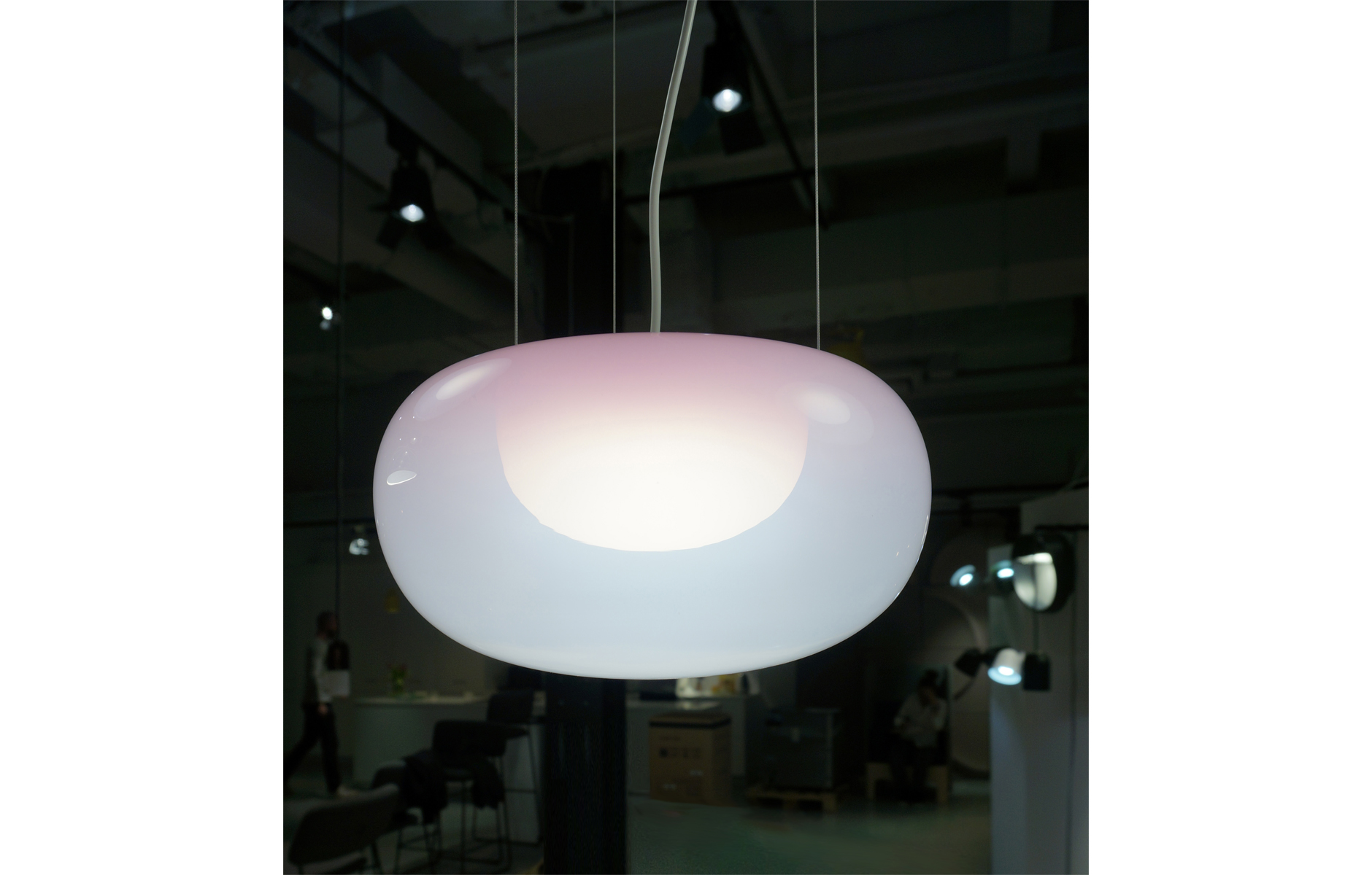 Mist_FrontForZero_Showroom_1880