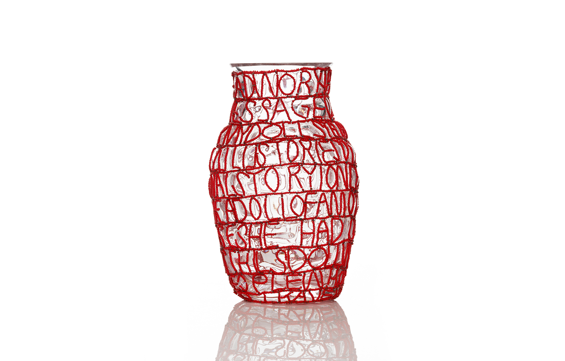 StoryVases_byFront_projectdefaultimage_1880