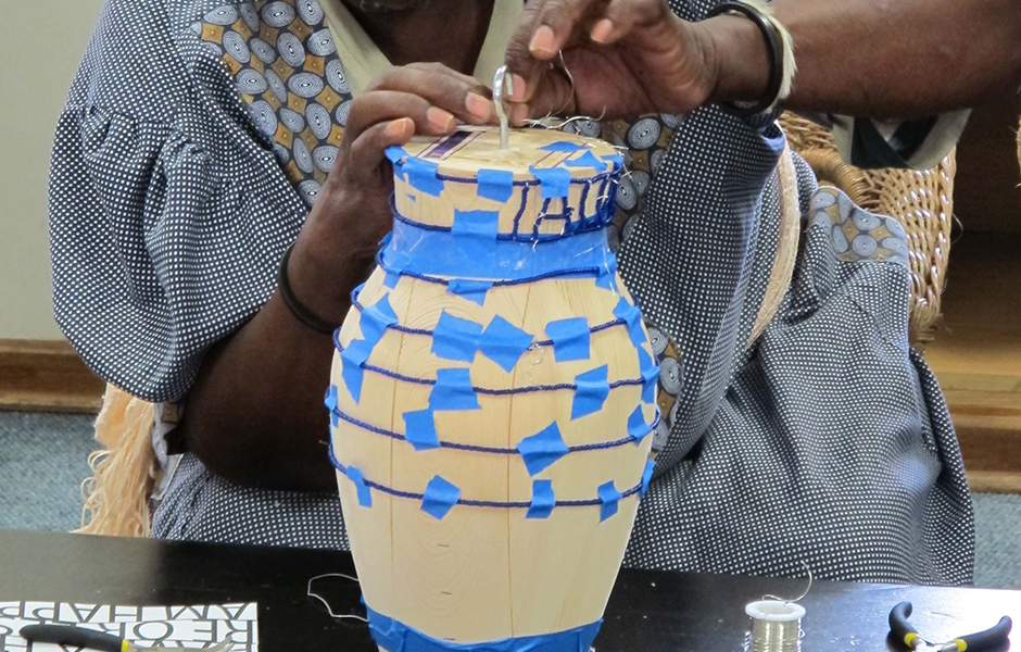 StoryVases_byFront_projectimage_940_4