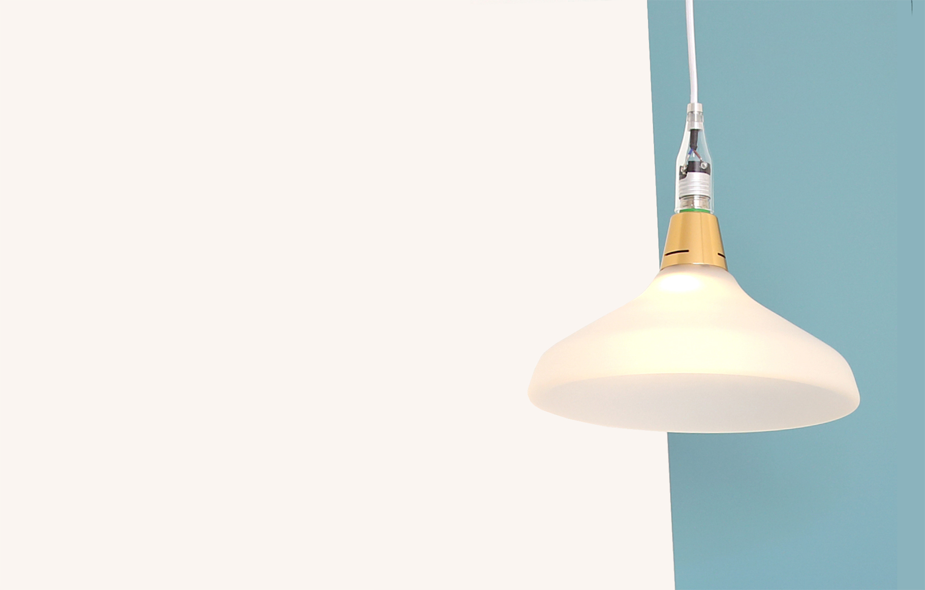 LampshadeBulb2_byFront_large